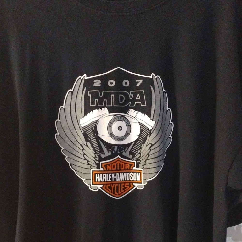 Harley-Davidson Black Short Sleeve Tee with Bold Graphic - Picture 2 of 5